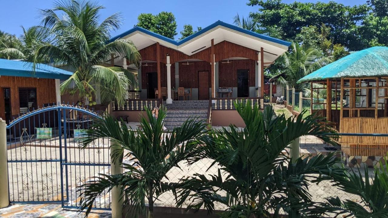 Maya Guest House - Sipaway Island San Carlos  エクステリア 写真