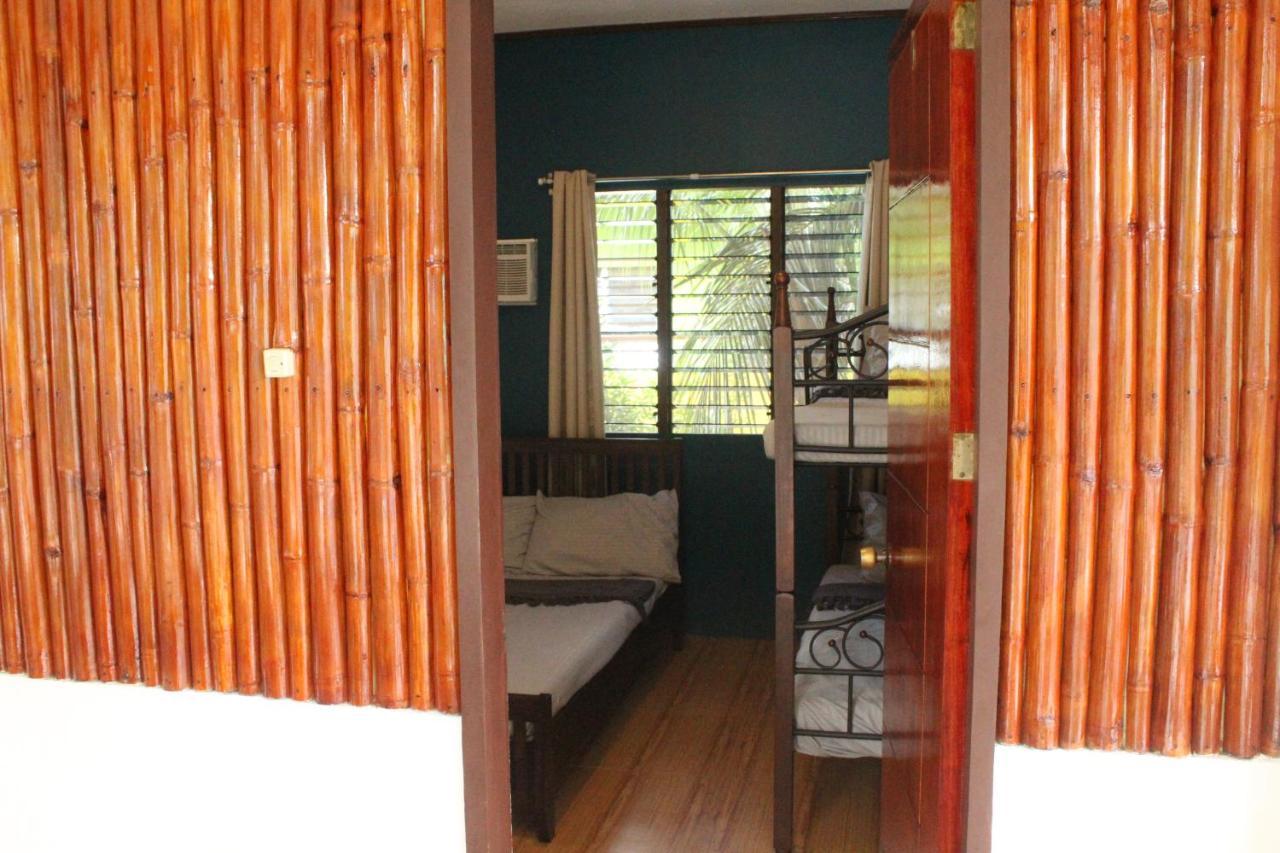 Maya Guest House - Sipaway Island San Carlos  エクステリア 写真